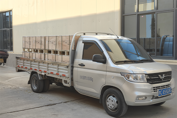 LYTH Ships 300 1P8S 105Ah Battery Modules to Turkey – Powering Reliable Energy Solutions