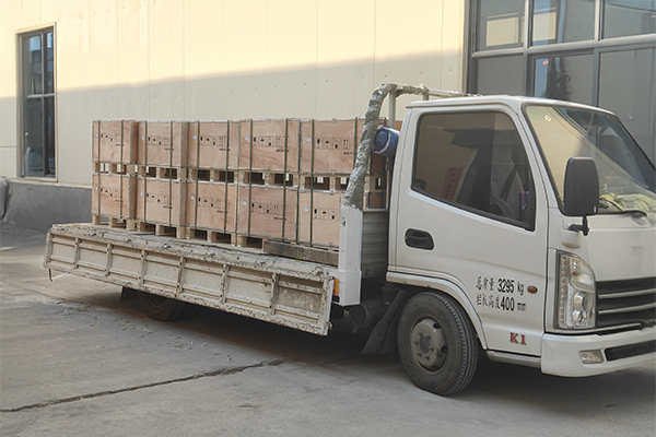 LYTH Ships 300 1P8S 105Ah Battery Modules to Turkey – Powering Reliable Energy Solutions